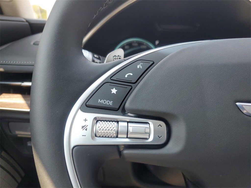 2023 Genesis Electrified G80 Base Image 13 of 30