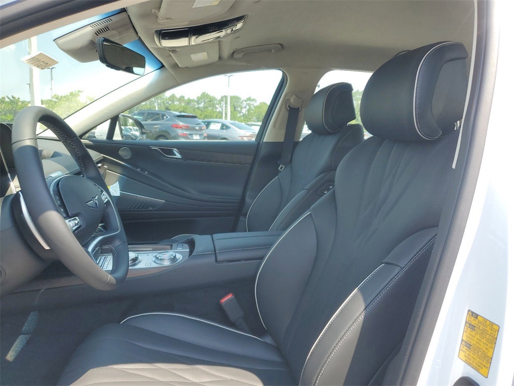 2023 Genesis Electrified G80 Base Image 9 of 30