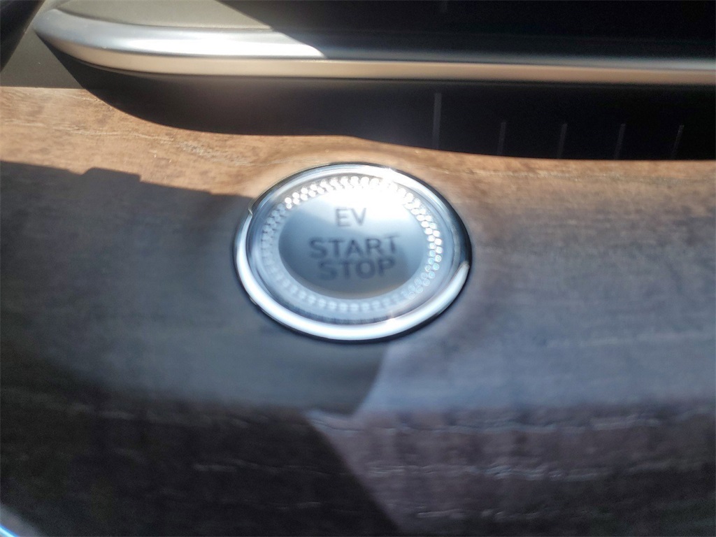 2023 Genesis Electrified G80 Base Image 20 of 30