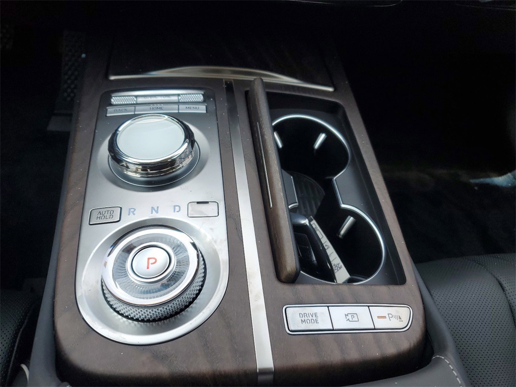 2023 Genesis Electrified G80 Base Image 19 of 30