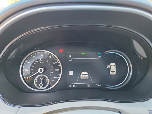 Vehicle image 8 of 21