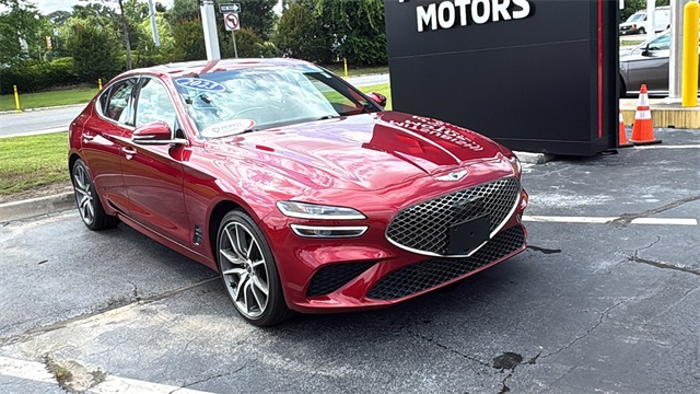 2023 Genesis G70 2.0T Image 3 of 29