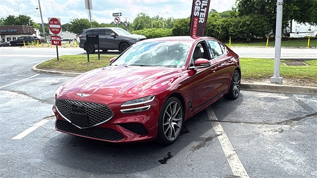 2023 Genesis G70 2.0T Image 2 of 29