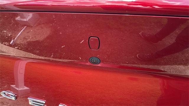2023 Genesis G70 2.0T Image 27 of 29