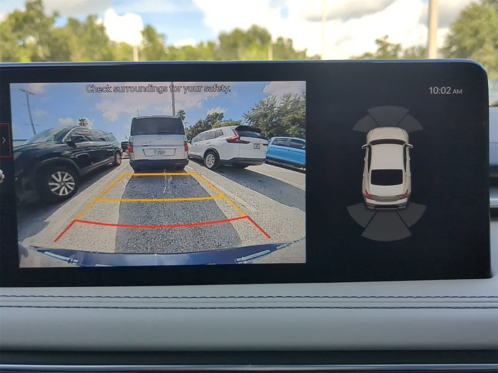 Vehicle image 17 of 27