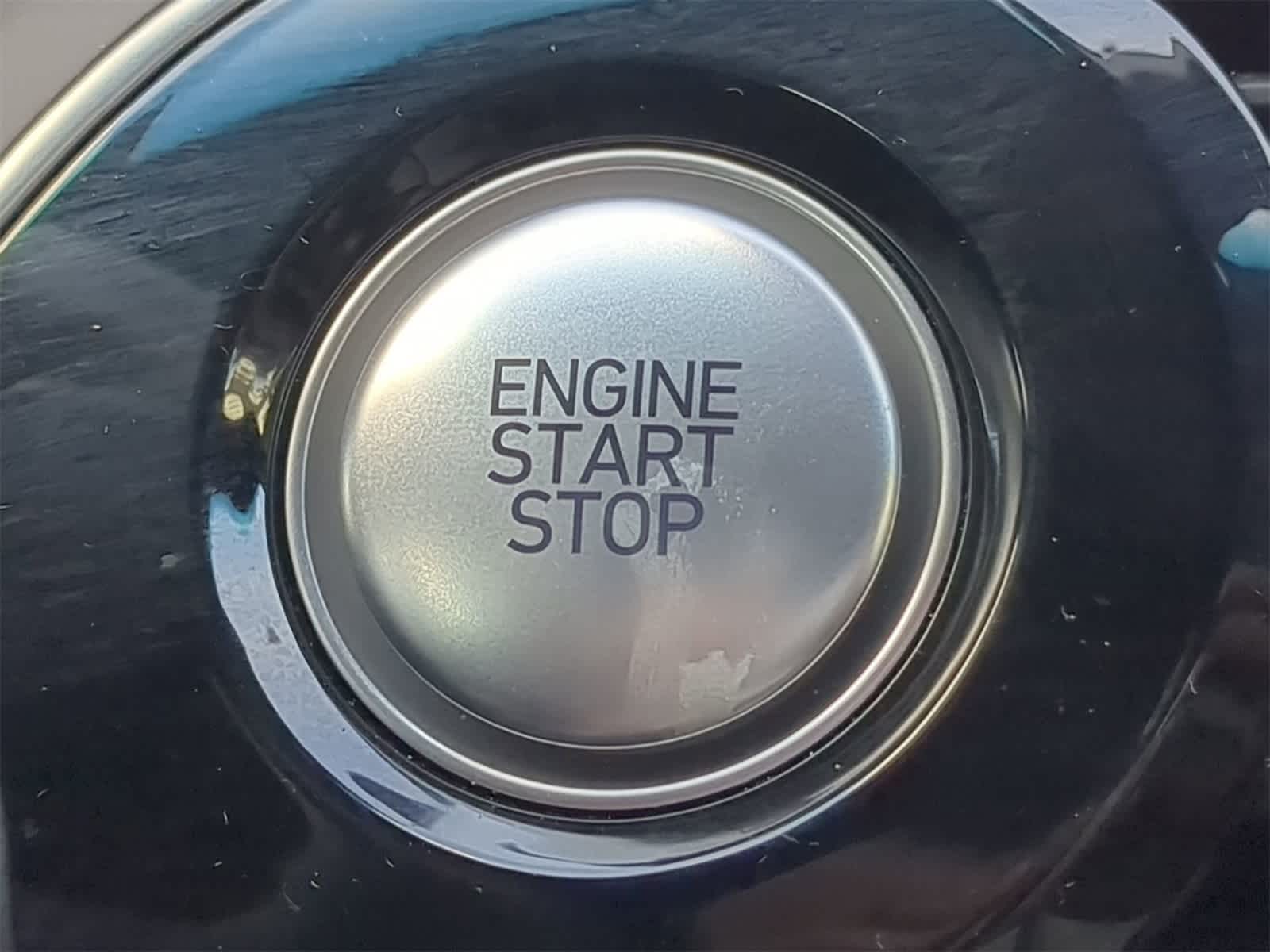 Vehicle image 15 of 27