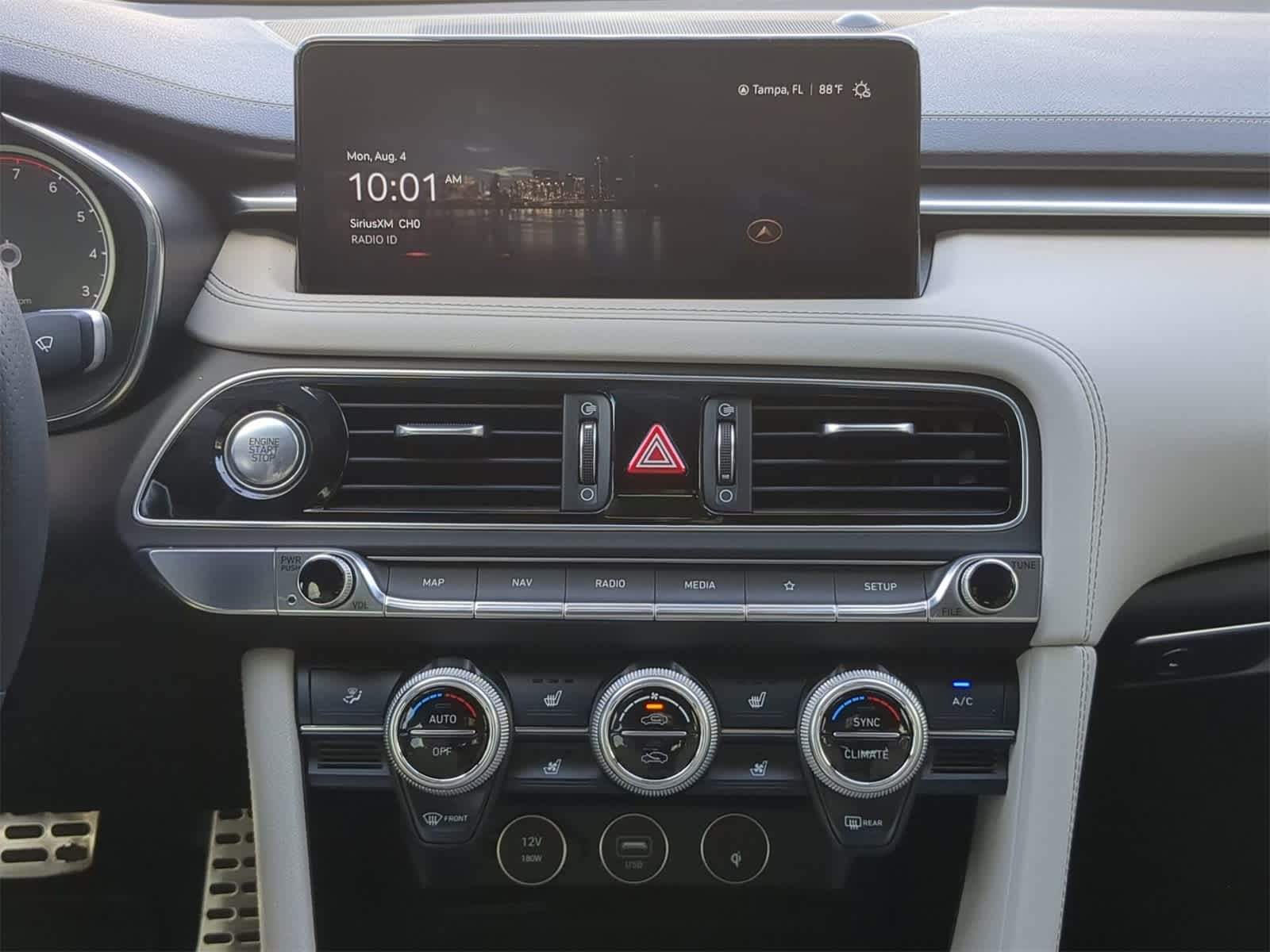 Vehicle image 18 of 27