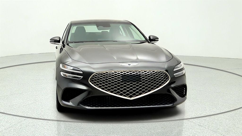 2023 Genesis G70 2.0T Image 3 of 27