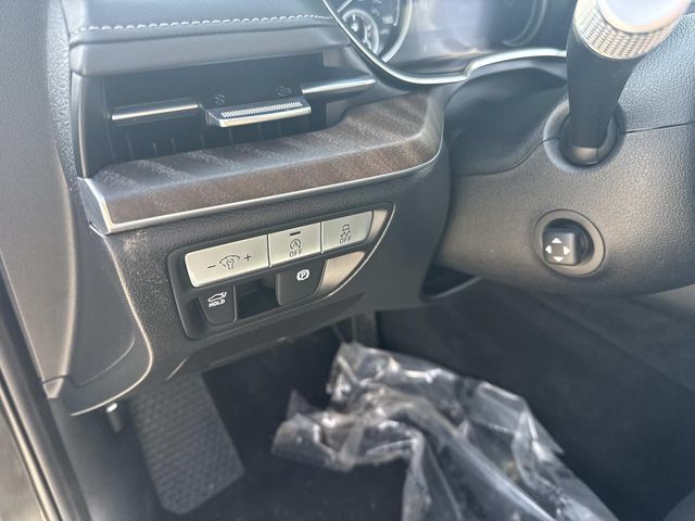 2023 Genesis G80 2.5T Image 24 of 37