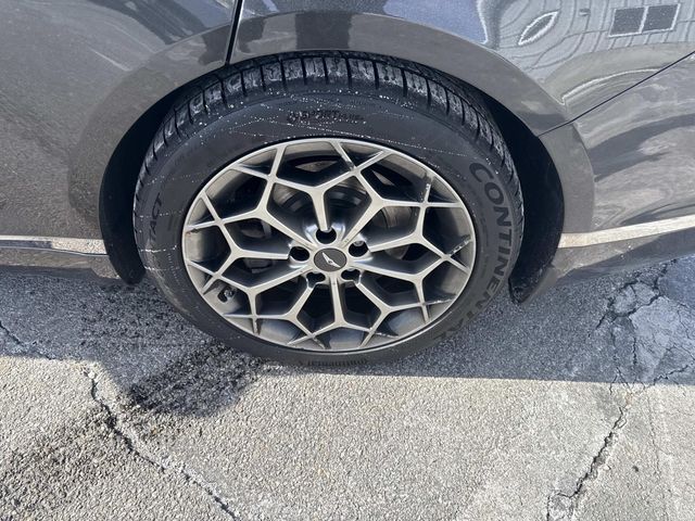 2023 Genesis G80 2.5T Image 9 of 37