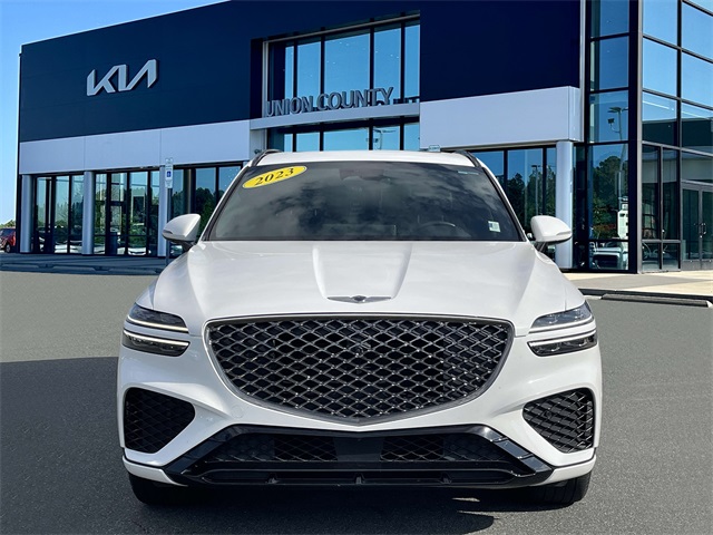 2023 Genesis GV70 2.5T Image 2 of 40