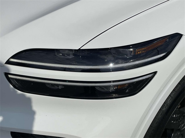 2023 Genesis GV70 2.5T Image 29 of 40