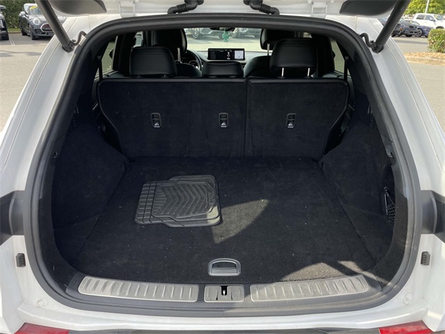 2023 Genesis GV70 2.5T Image 9 of 40