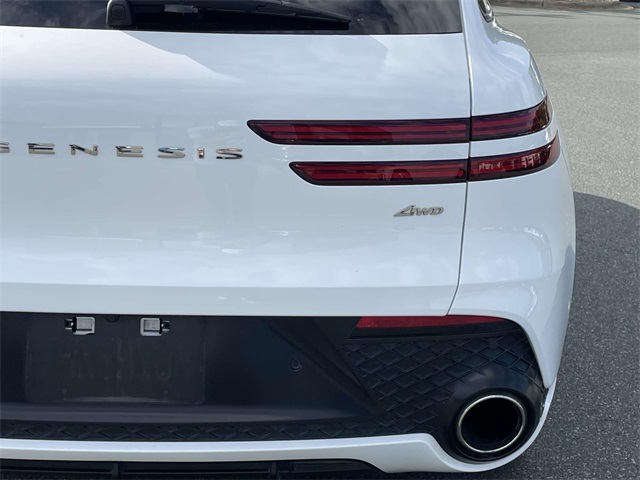 2023 Genesis GV70 2.5T Image 6 of 40
