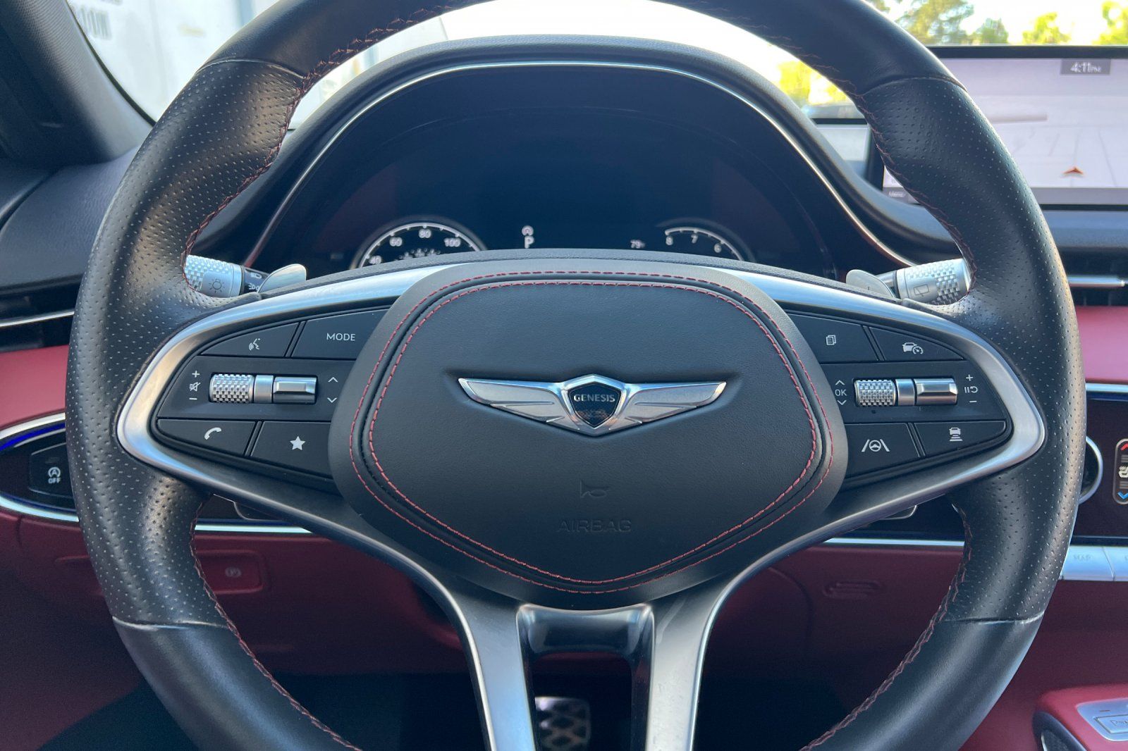 2023 Genesis GV70 3.5T Sport Image 15 of 44