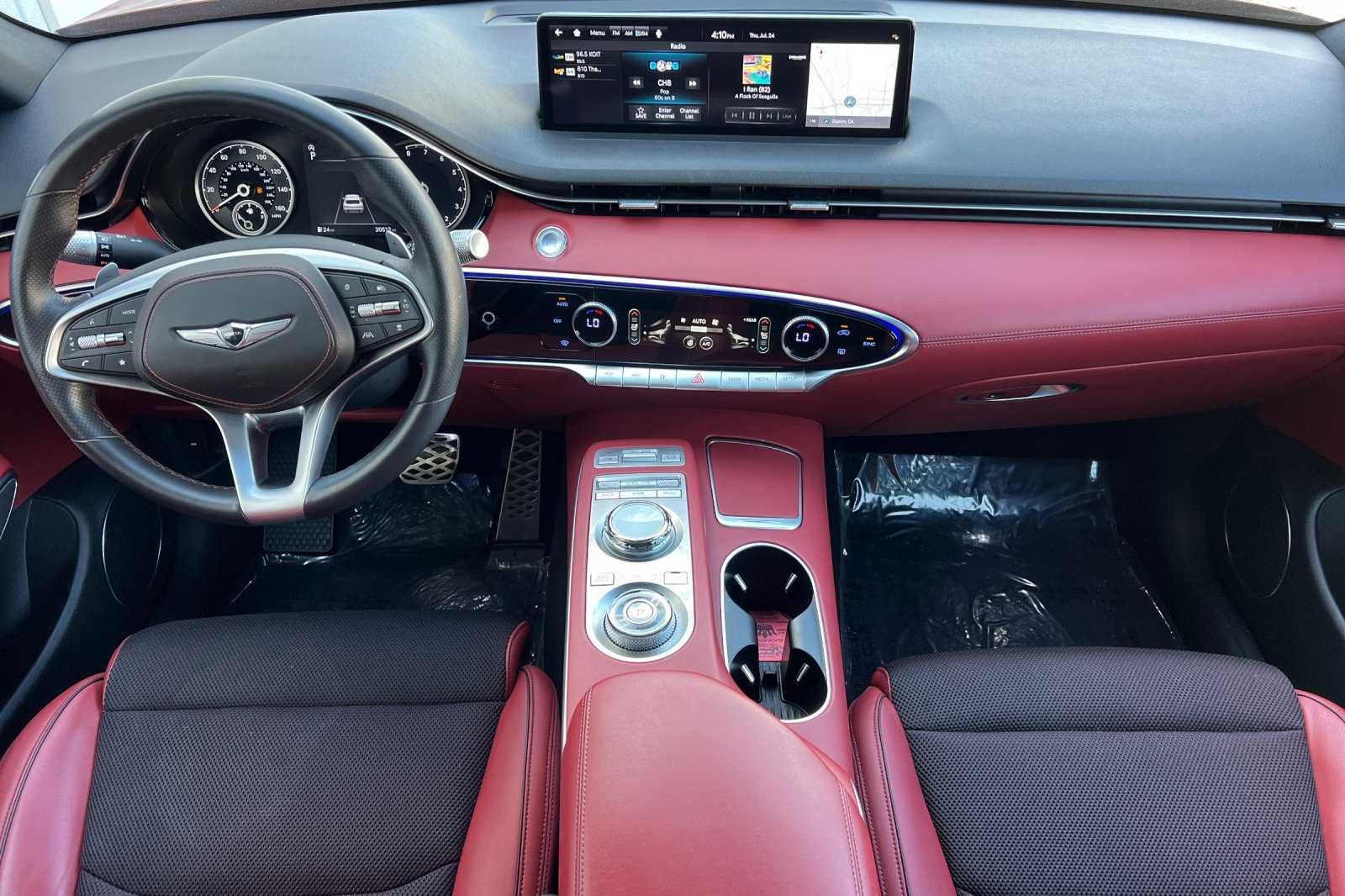 2023 Genesis GV70 3.5T Sport Image 13 of 44