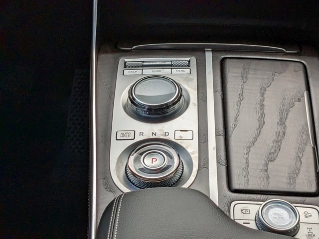 Vehicle image 13 of 28
