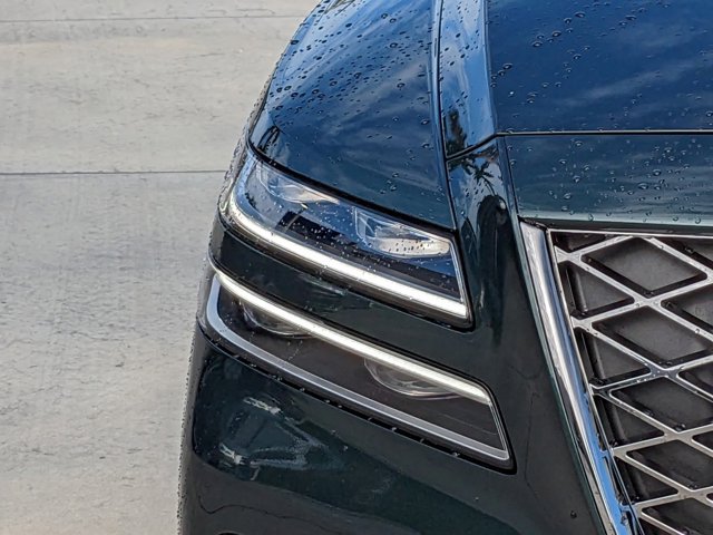 Vehicle image 7 of 28
