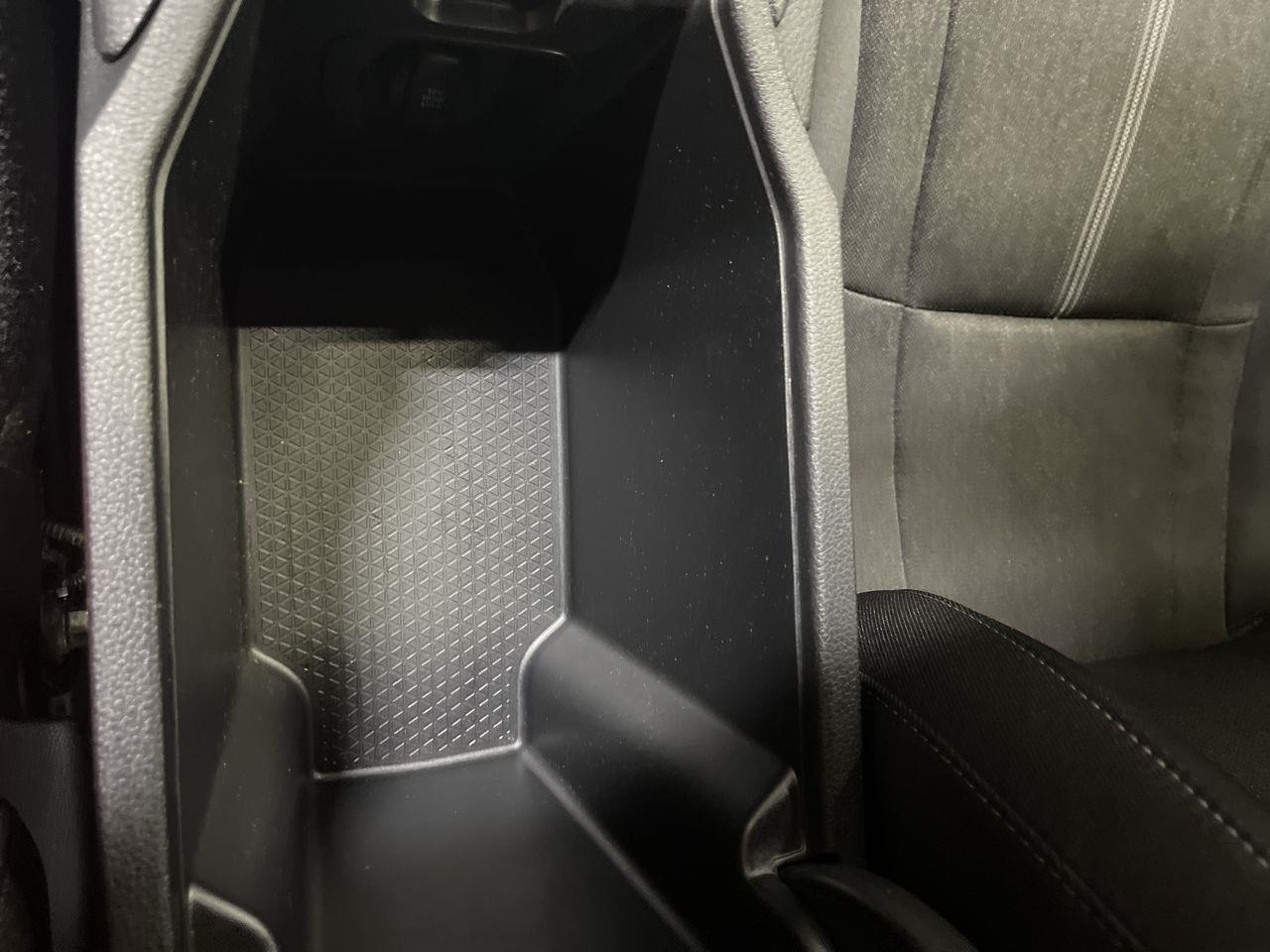 Vehicle image 24 of 25