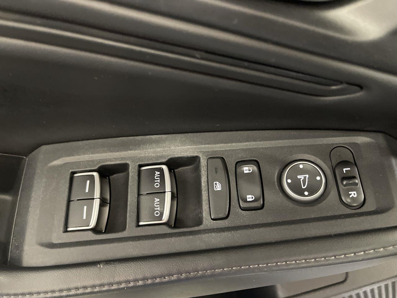 Vehicle image 25 of 25