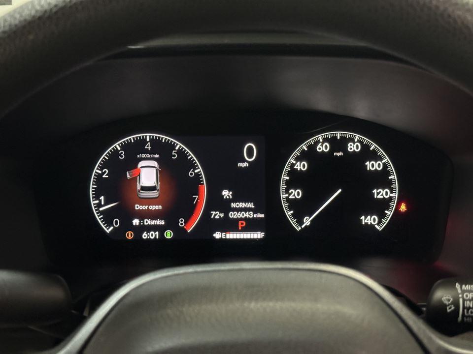 Vehicle image 27 of 40