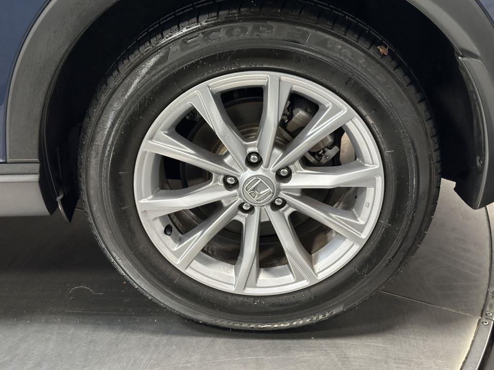 Vehicle image 19 of 40
