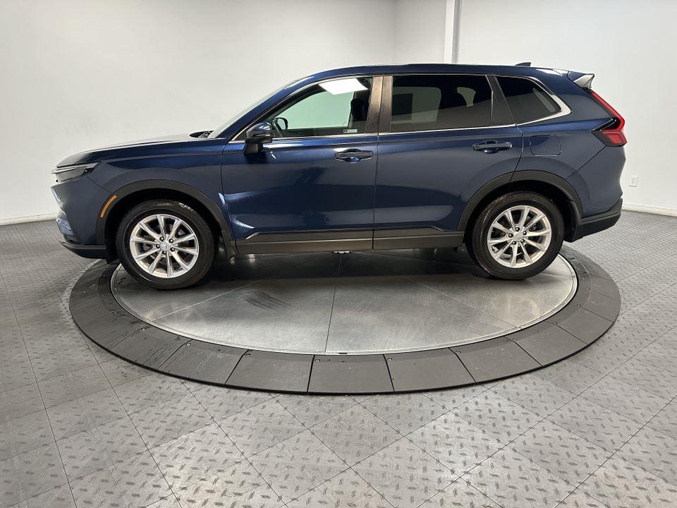 Vehicle image 14 of 40