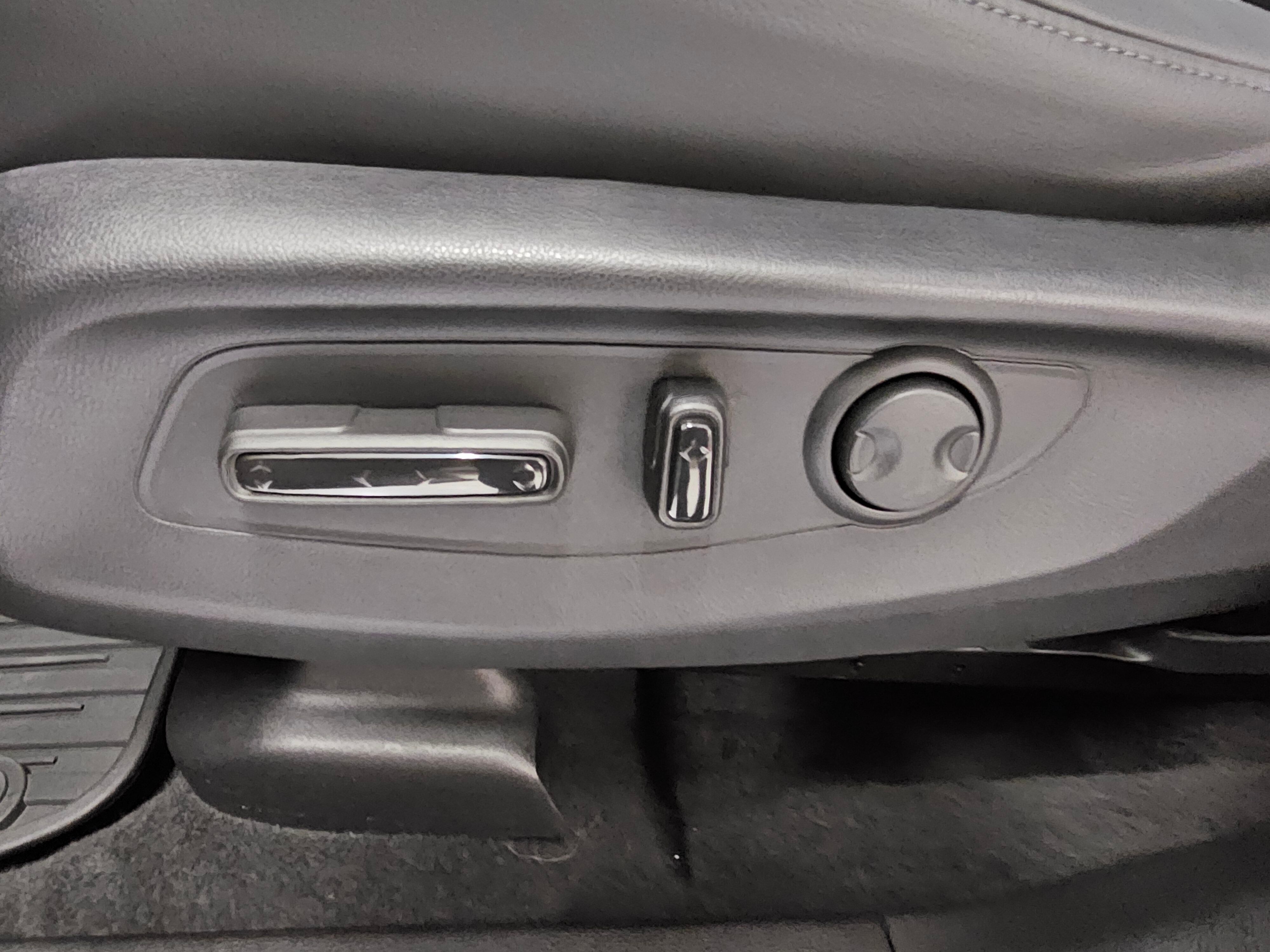 Vehicle image 31 of 31