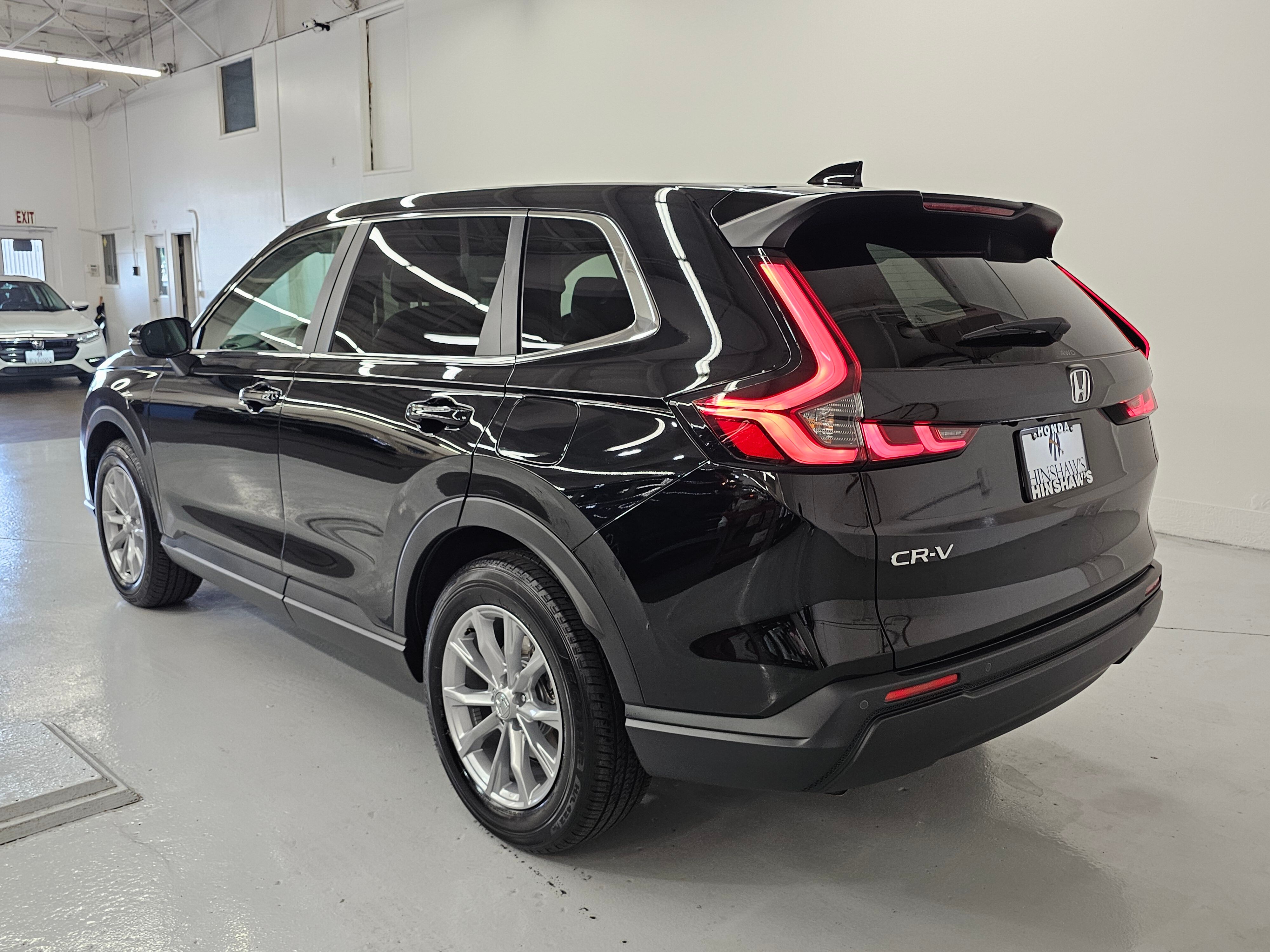 Vehicle image 6 of 31