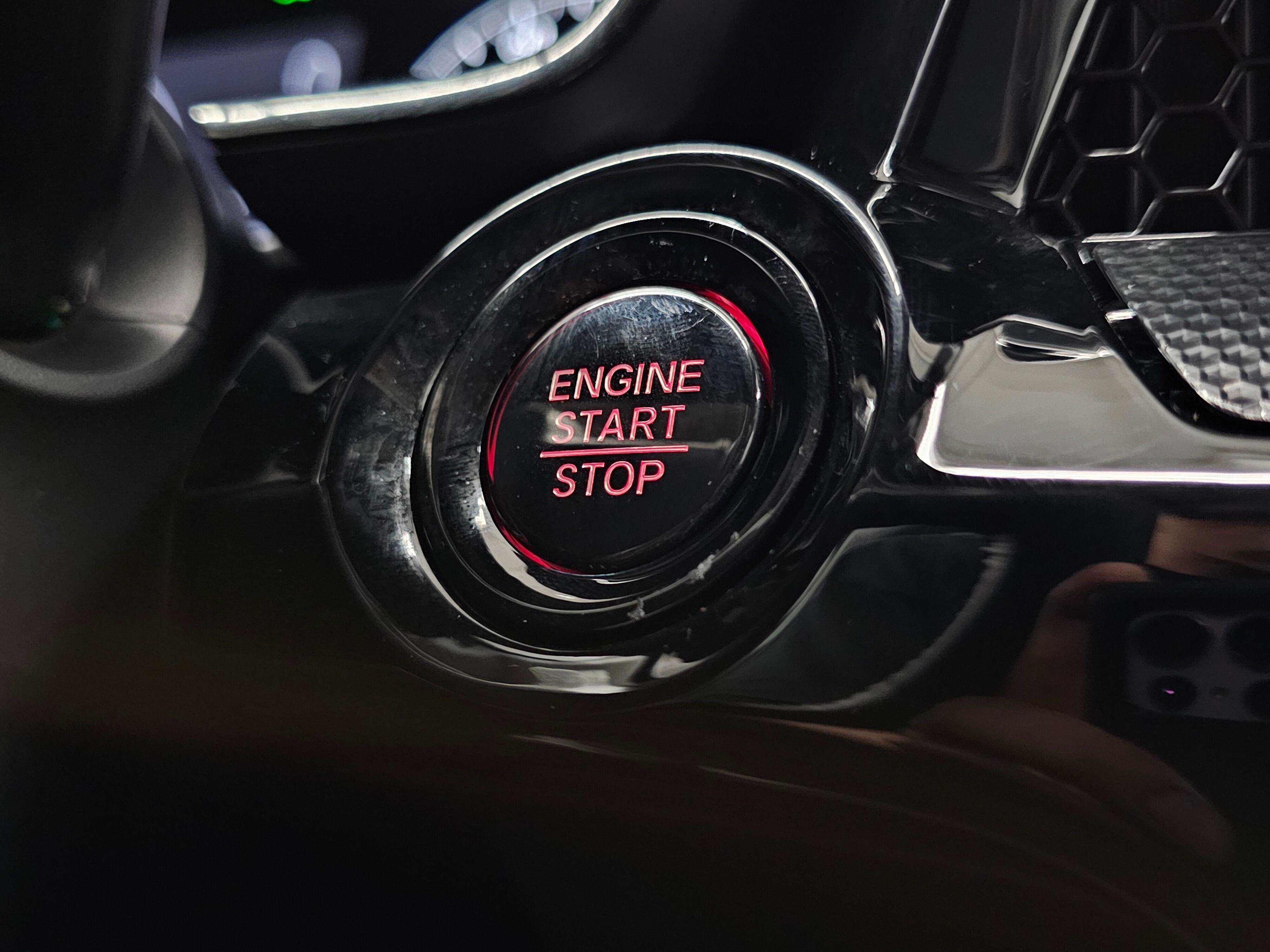 Vehicle image 18 of 31