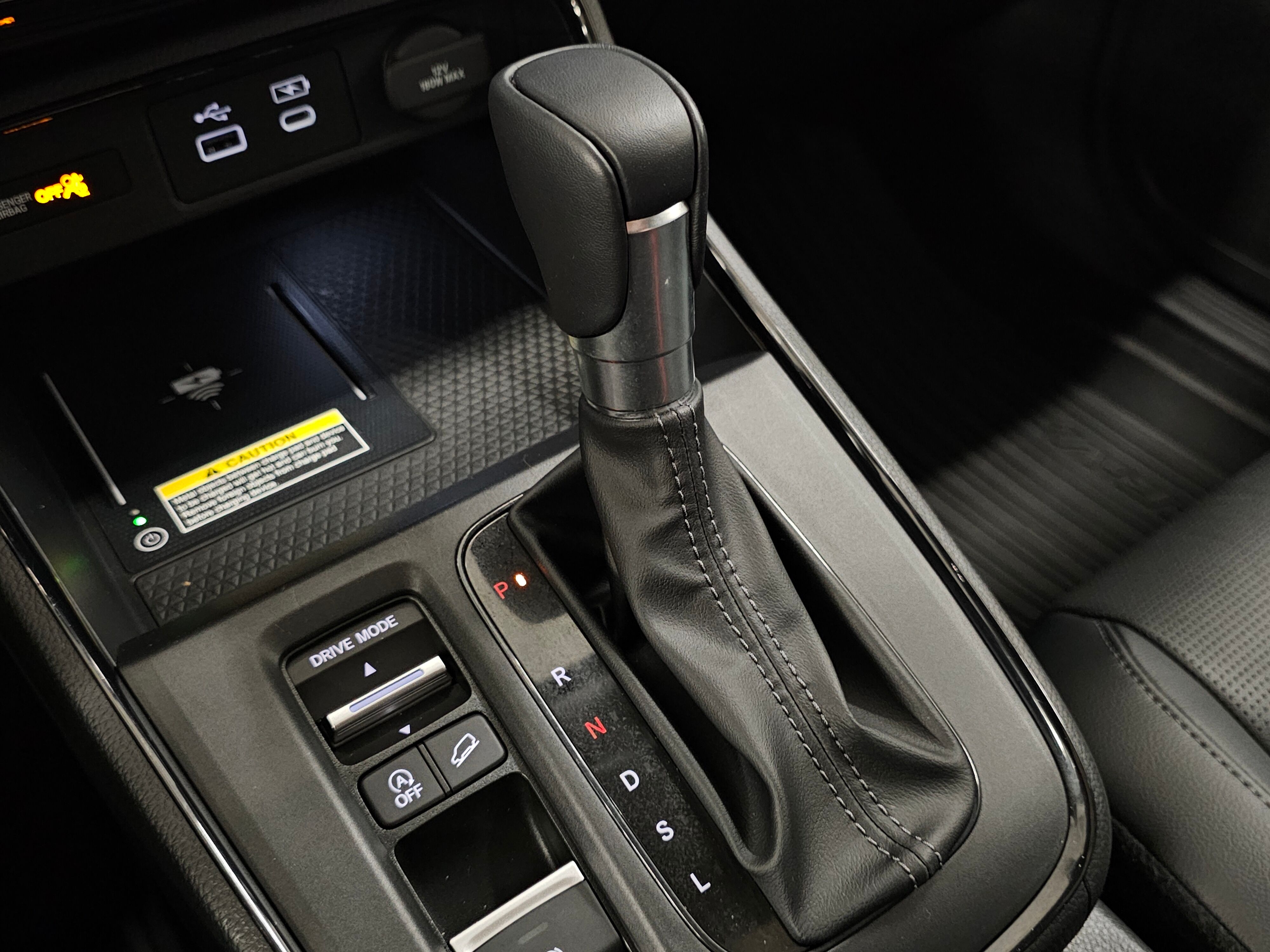 Vehicle image 22 of 31