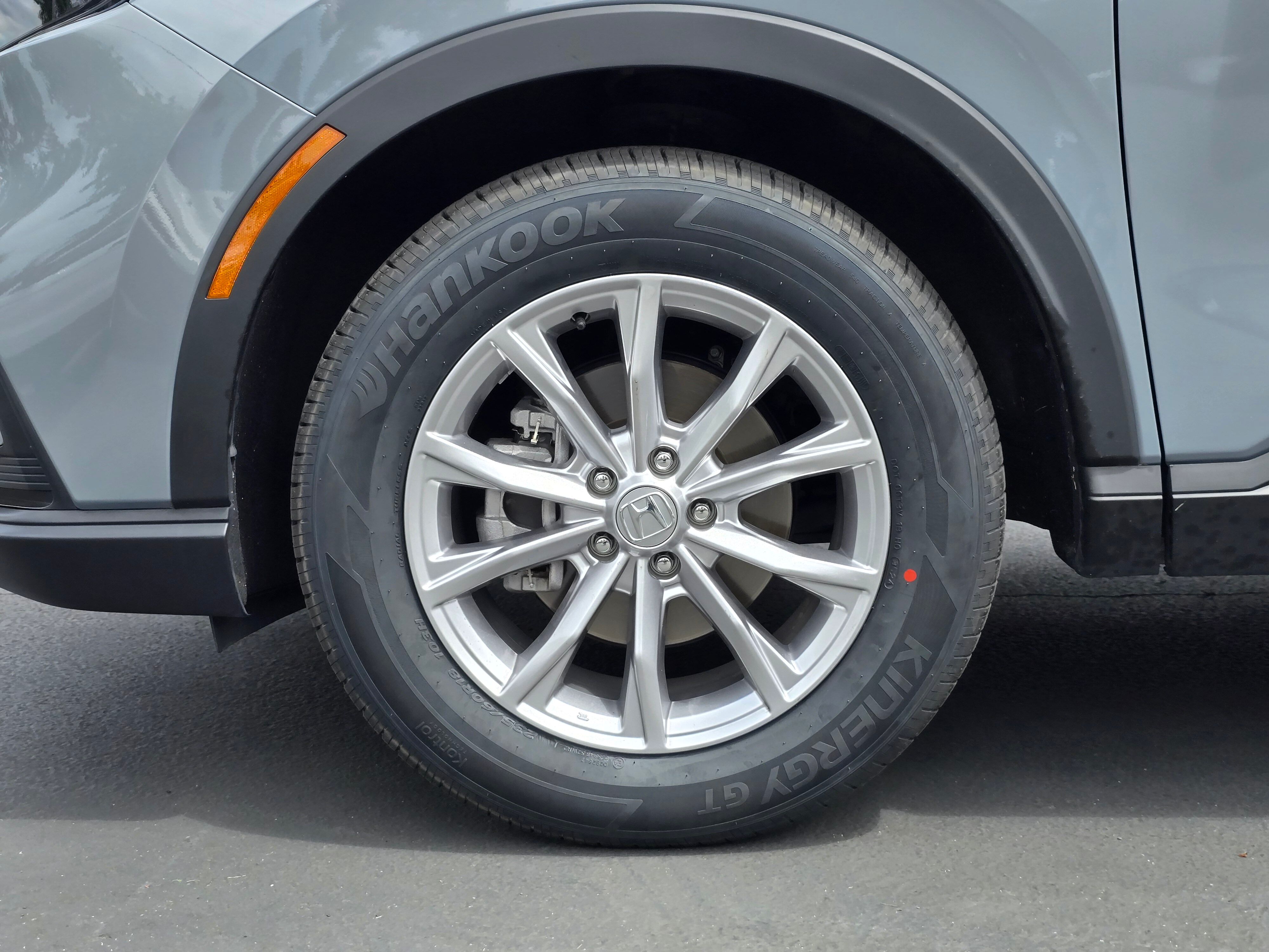 Vehicle image 9 of 27