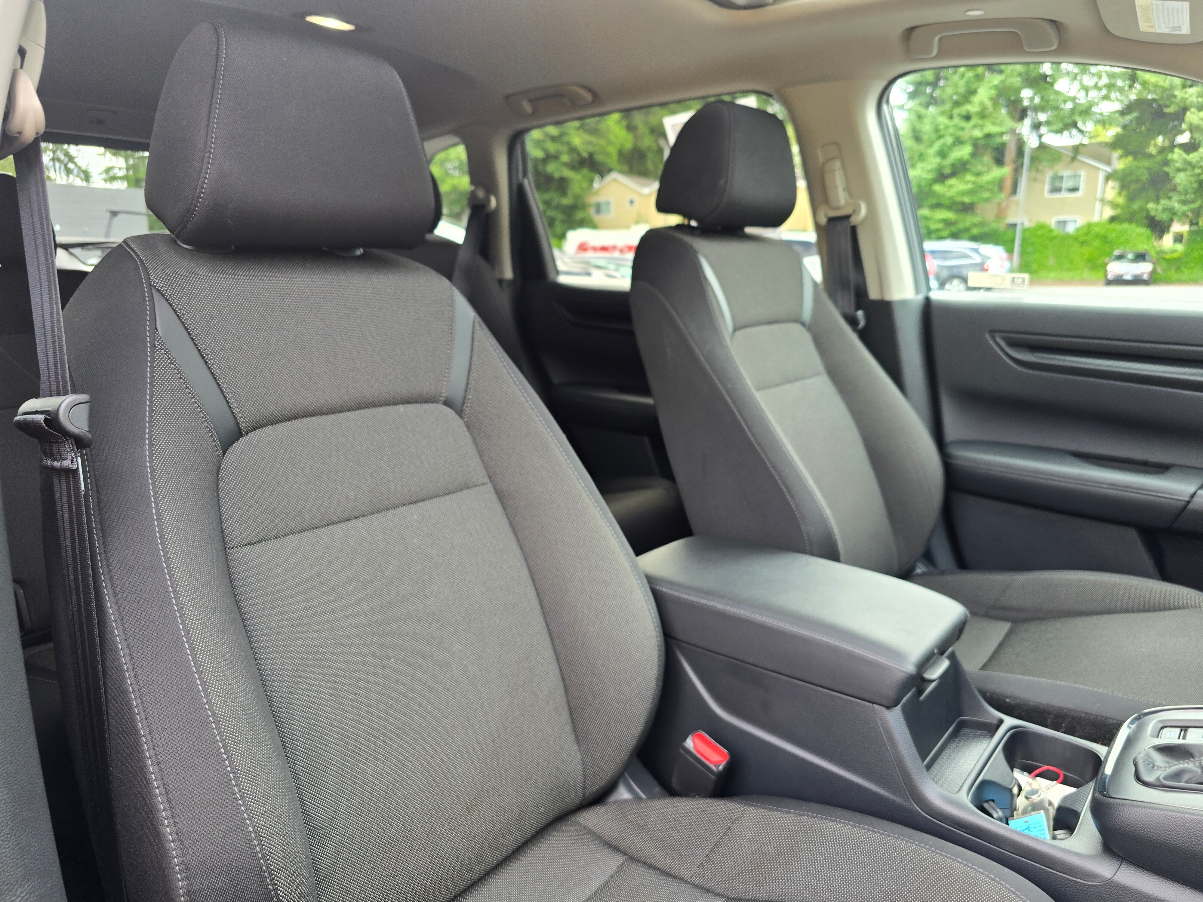 Vehicle image 12 of 27