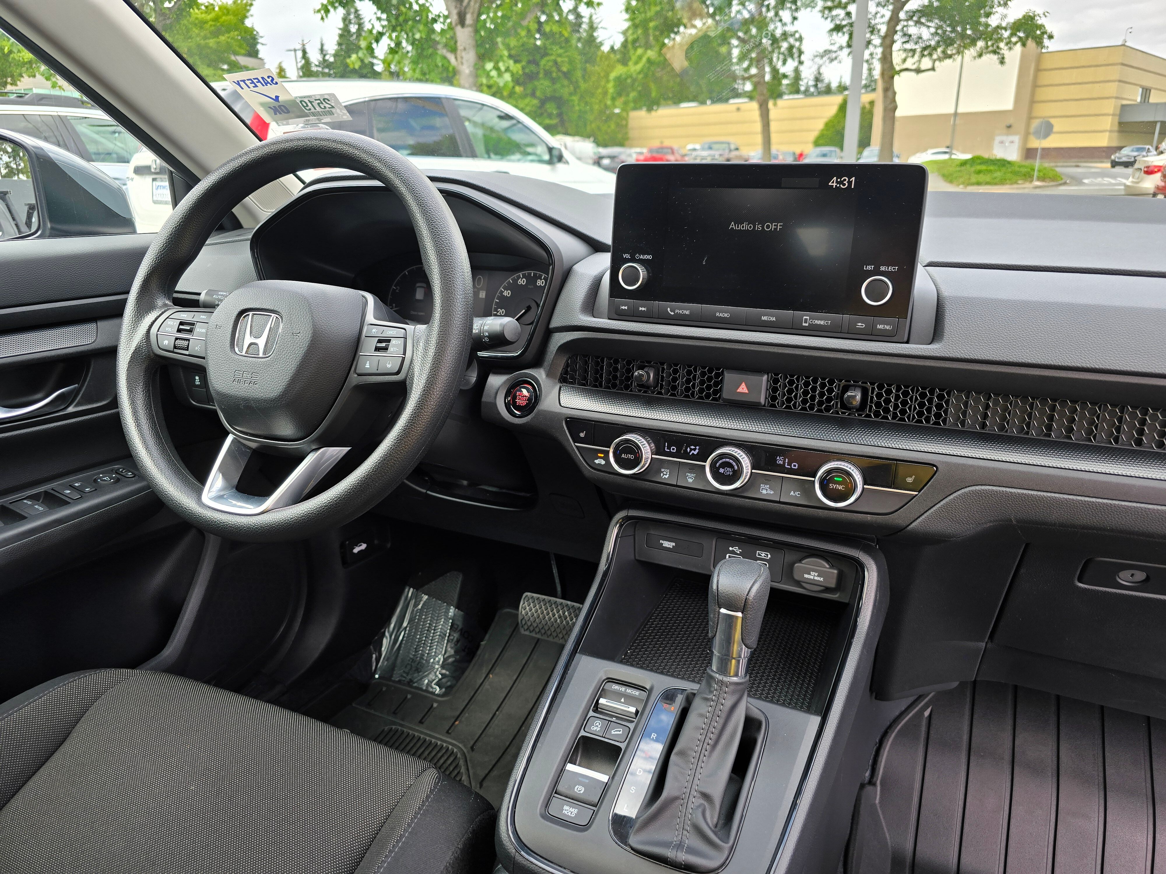 Vehicle image 16 of 27