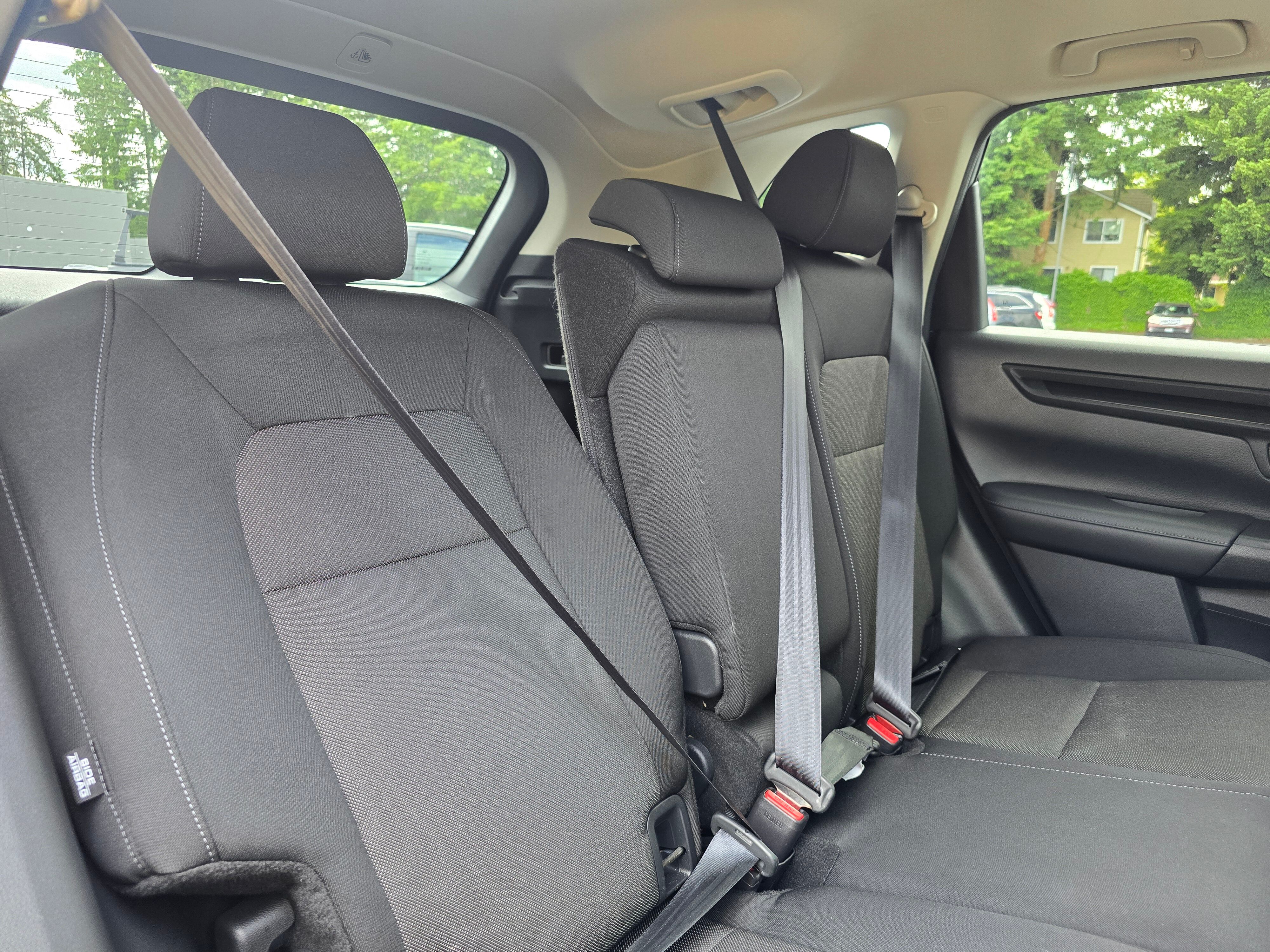 Vehicle image 11 of 27