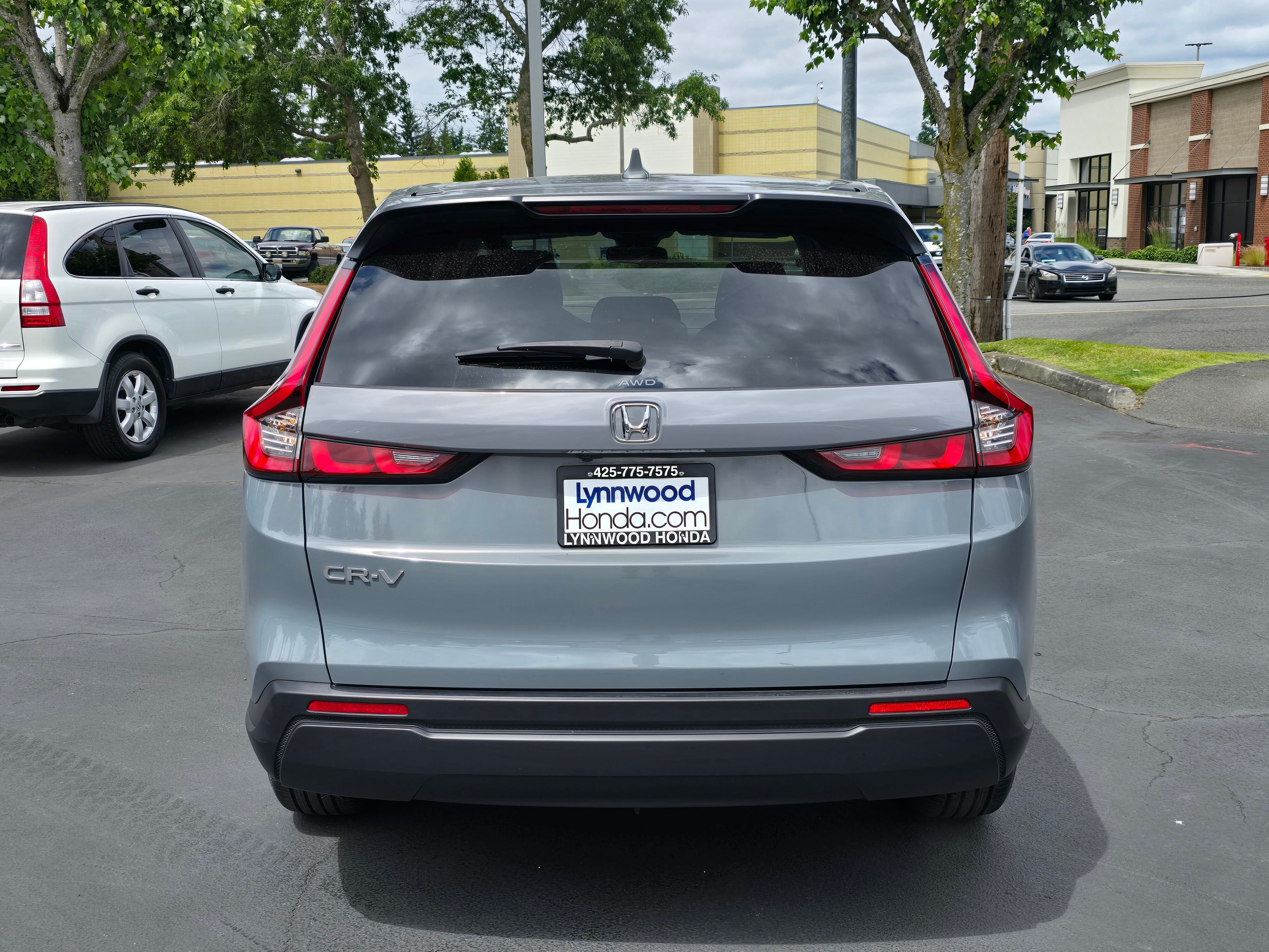 Vehicle image 6 of 27