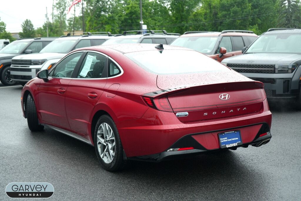 2023 Hyundai Sonata SEL Image 8 of 32