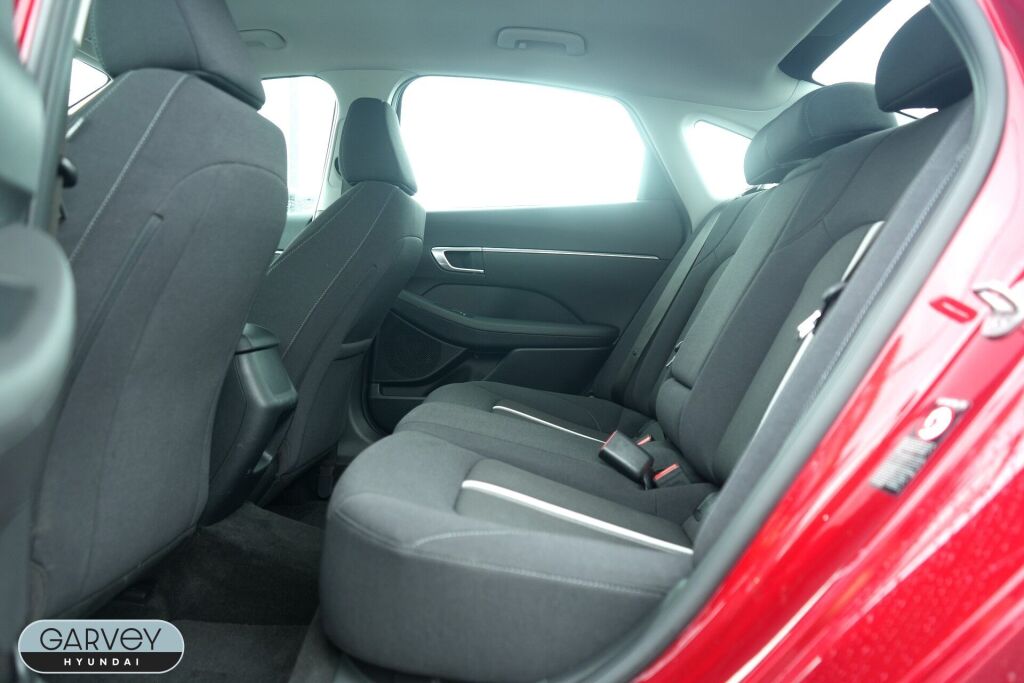 2023 Hyundai Sonata SEL Image 15 of 32