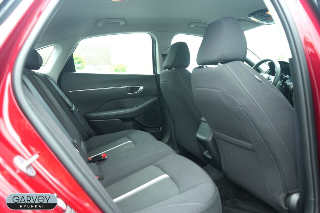 2023 Hyundai Sonata SEL Image 14 of 32