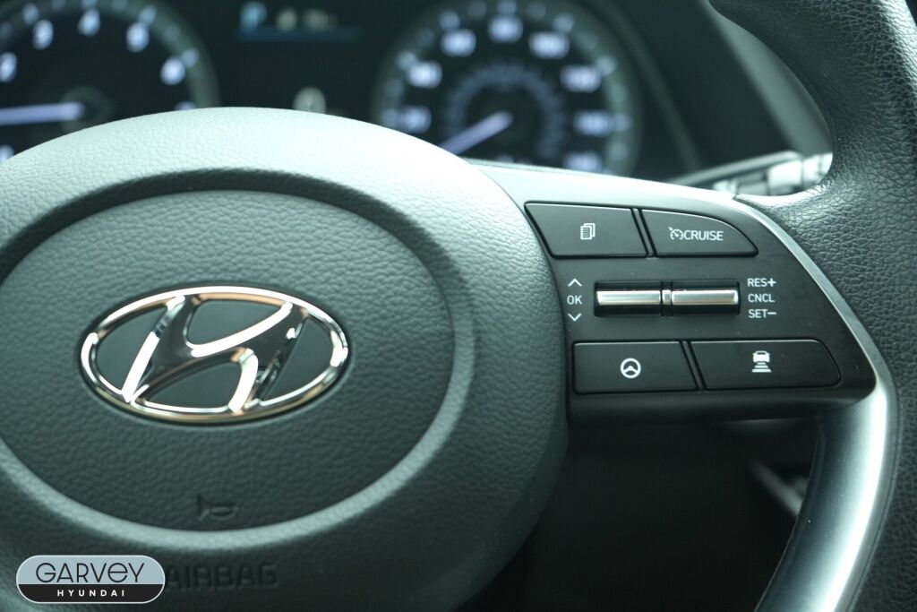 2023 Hyundai Sonata SEL Image 28 of 32