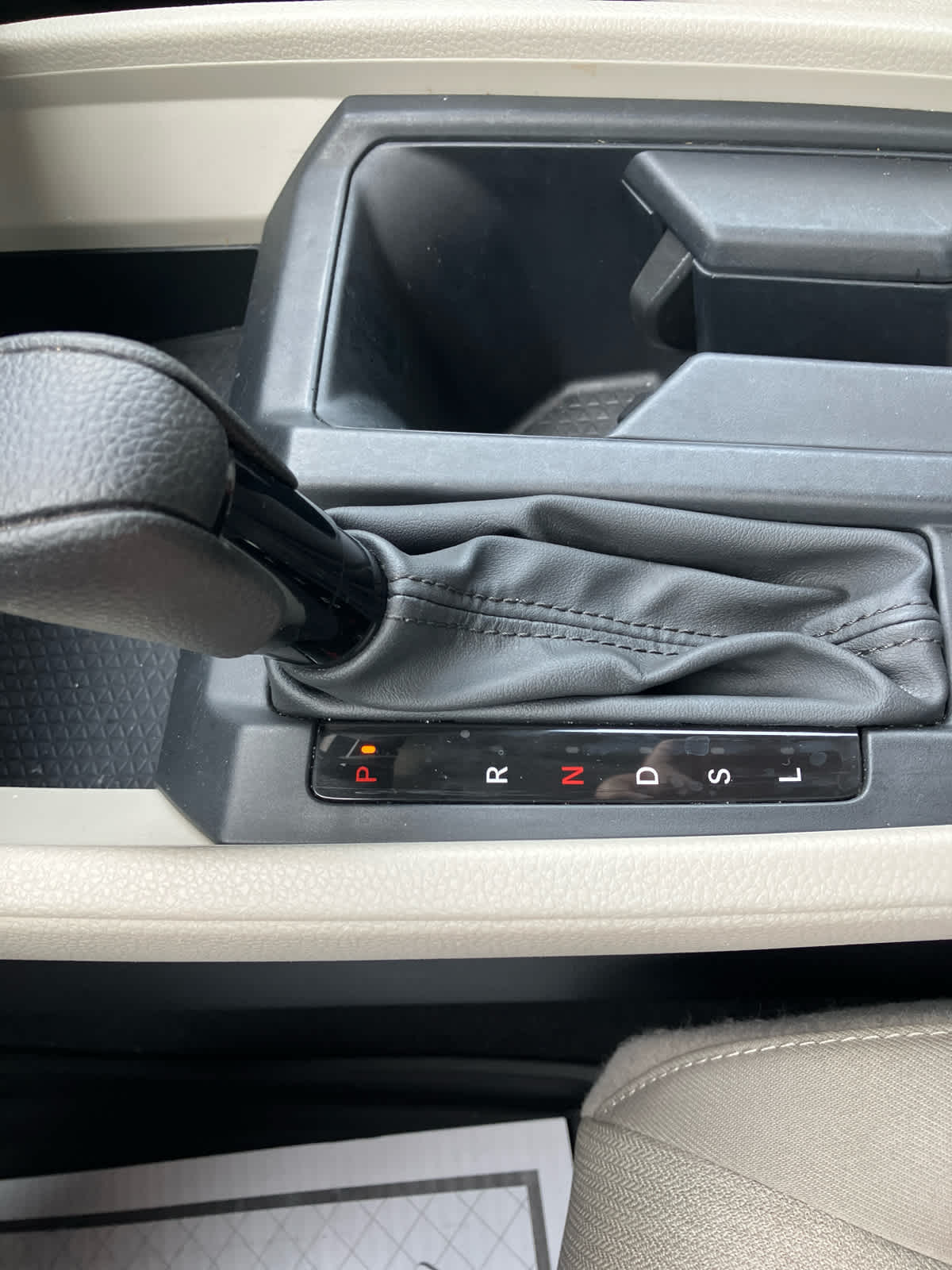 Vehicle image 28 of 35