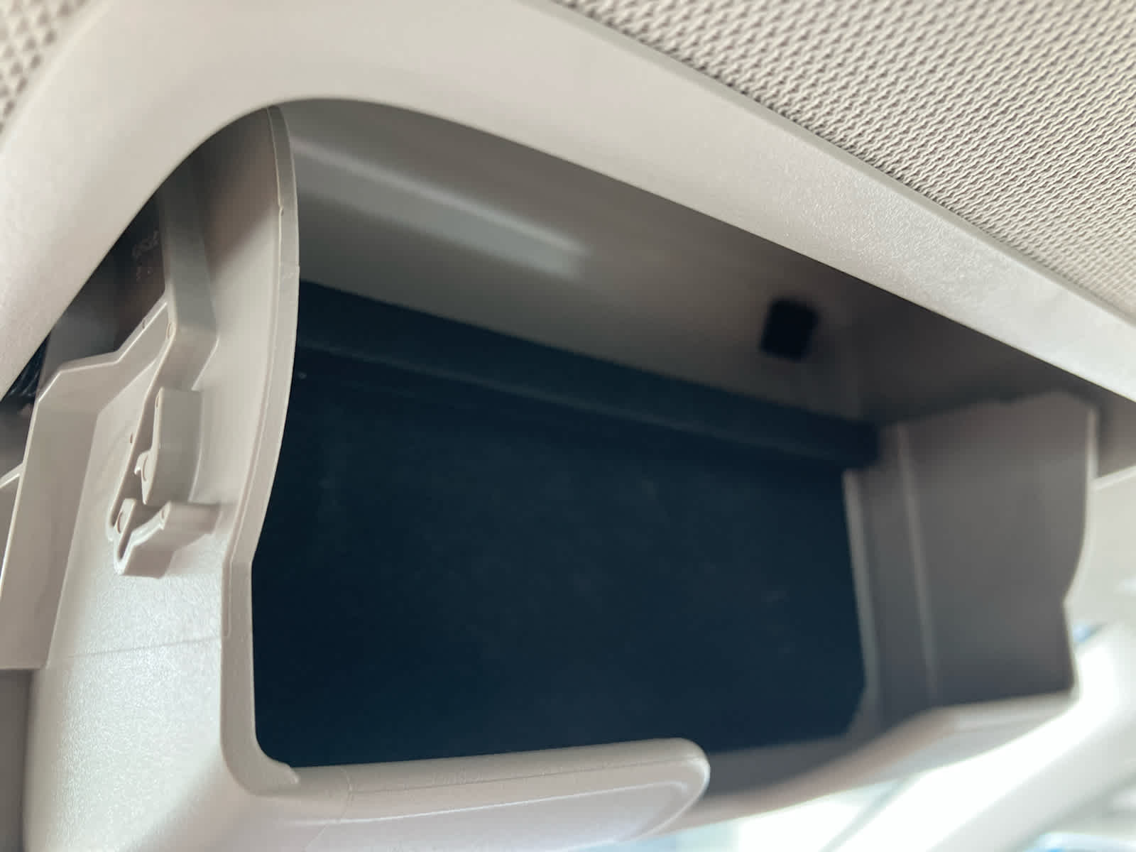 Vehicle image 19 of 35
