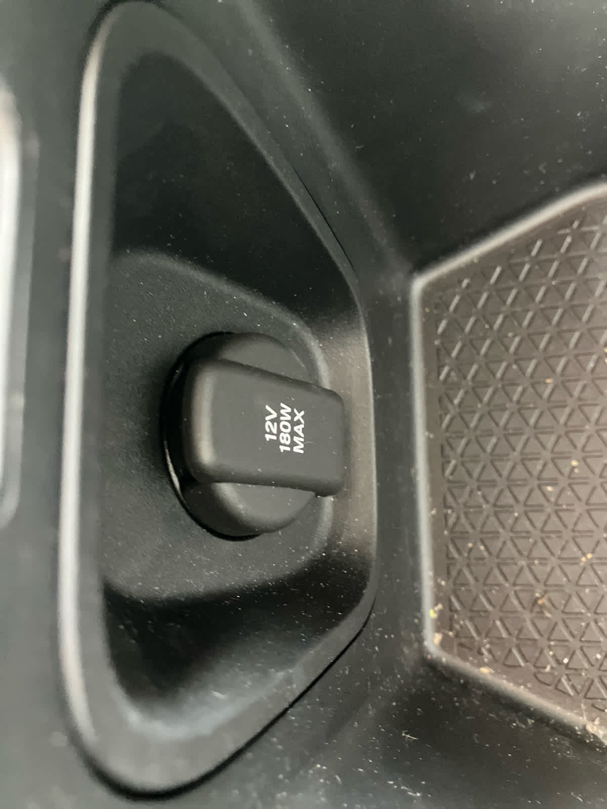 Vehicle image 33 of 35