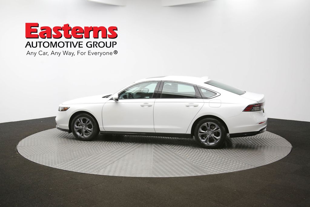 Vehicle image 34 of 97