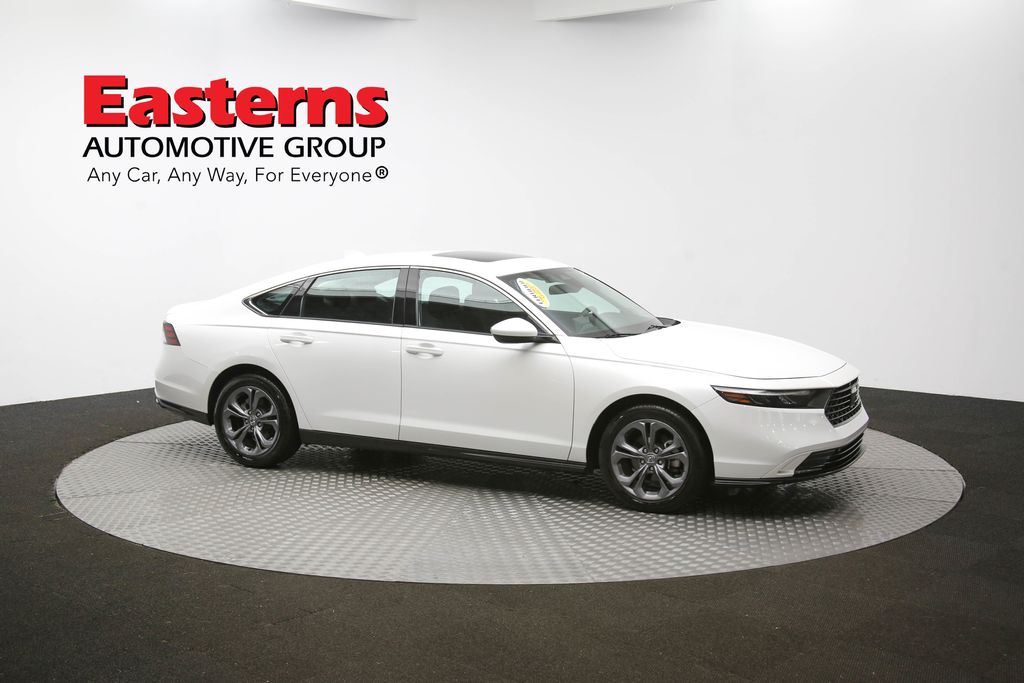 Vehicle image 12 of 97