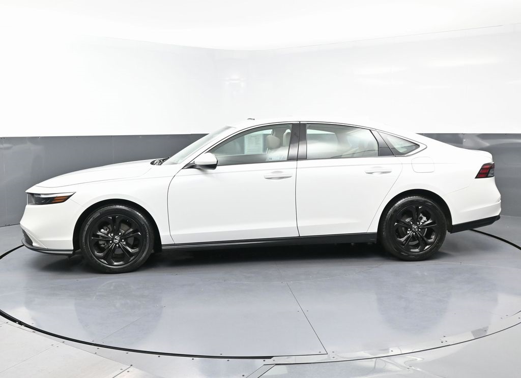 2023 Honda Accord EX Image 19 of 51