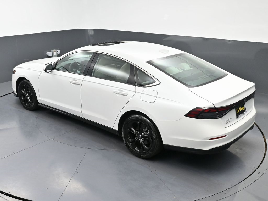 2023 Honda Accord EX Image 16 of 51