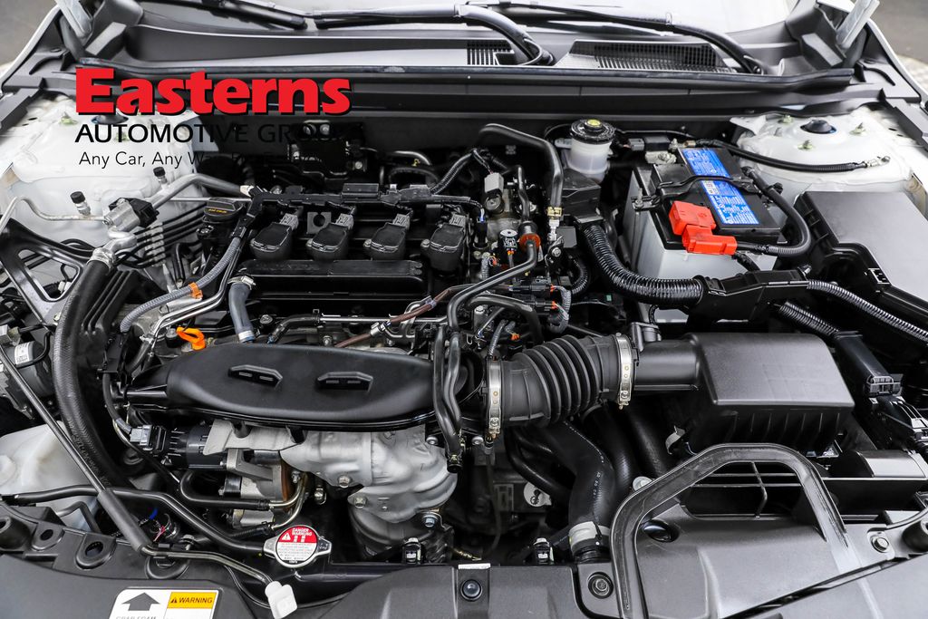 Vehicle image 37 of 98