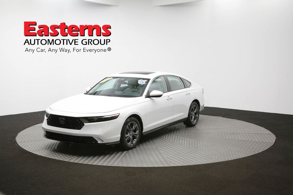 Vehicle image 2 of 98