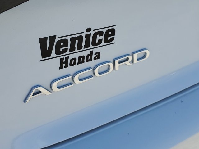 2023 Honda Accord Hybrid EX-L Image 26 of 30